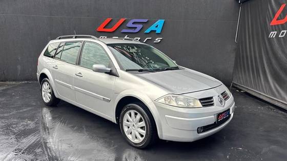 RENAULT MEGANE 1.6 DYNAMIQUE GRAND TOUR 16V FLEX 4P MANUAL RENAULT MEGANE 1.6 DYNAMIQUE GRAND TOUR 16V FLEX 4P MANUAL